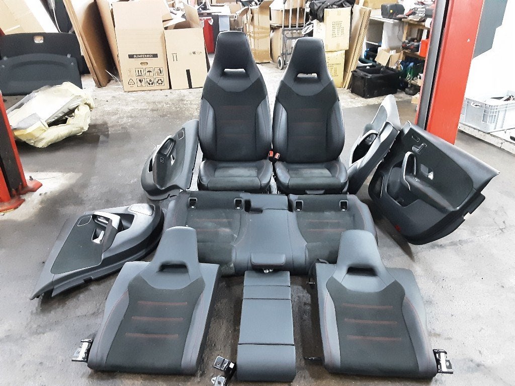 INTERIEUR Mercedes-Benz A (177.0) (01-2018/12-2026), Auto-onderdelen, Interieur en Bekleding, Gebruikt, Mercedes-Benz, Mevr. I. Hauben