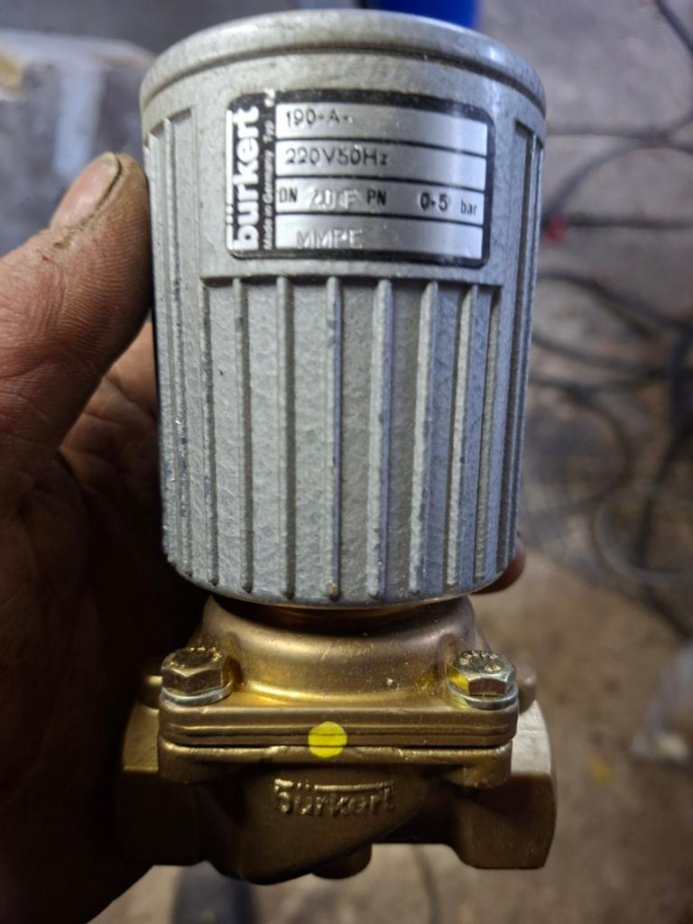 Burkert drukklep 0-5 bar, Ophalen