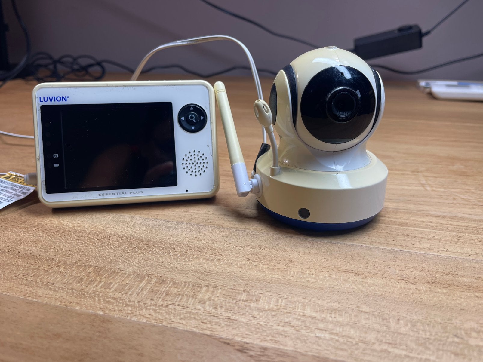 Luvion babymonitor essential plus, Ophalen, Zo goed als nieuw