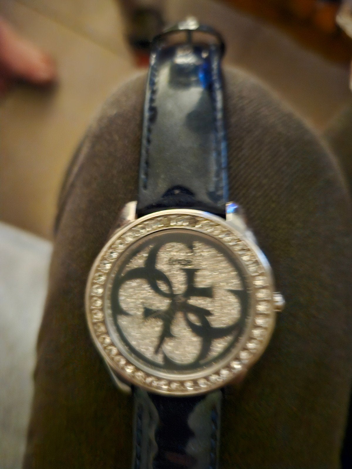 dames horloge guess, Handtassen en Accessoires, Ophalen, Guess