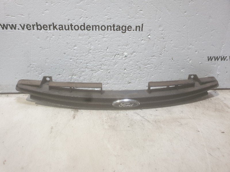 CALANDRE Ford Puma (01-1997/06-2002) (v97fb-8a133-ae), Henry-Ford-Straße  1
50735  Köln, DE, Ford-Werke GmbH, Kunden@ford.com