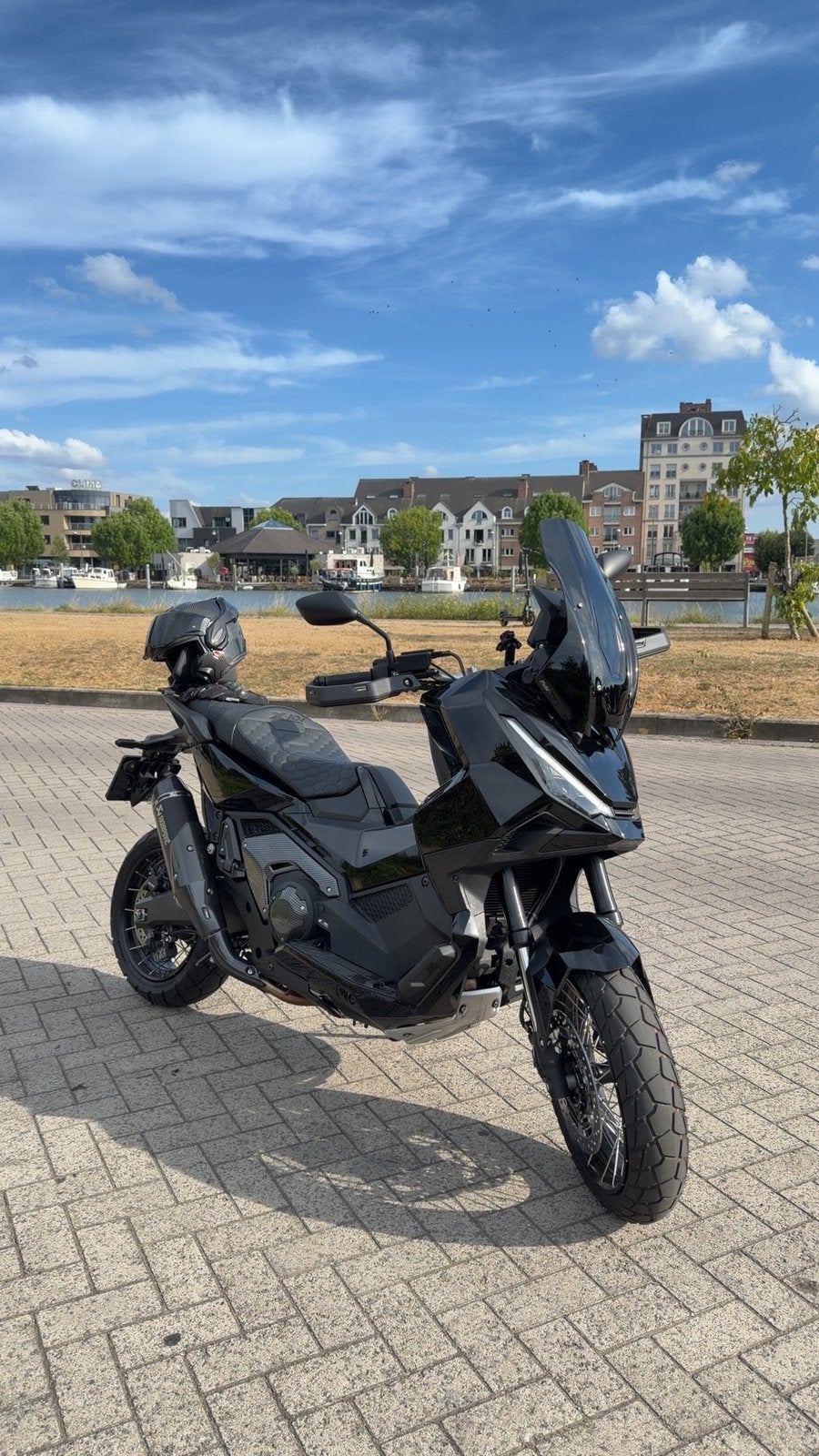 Honda xadv 750, Motos, Motos | Honda, Permis Moto A, Échappement sport, Neuf, Particulier