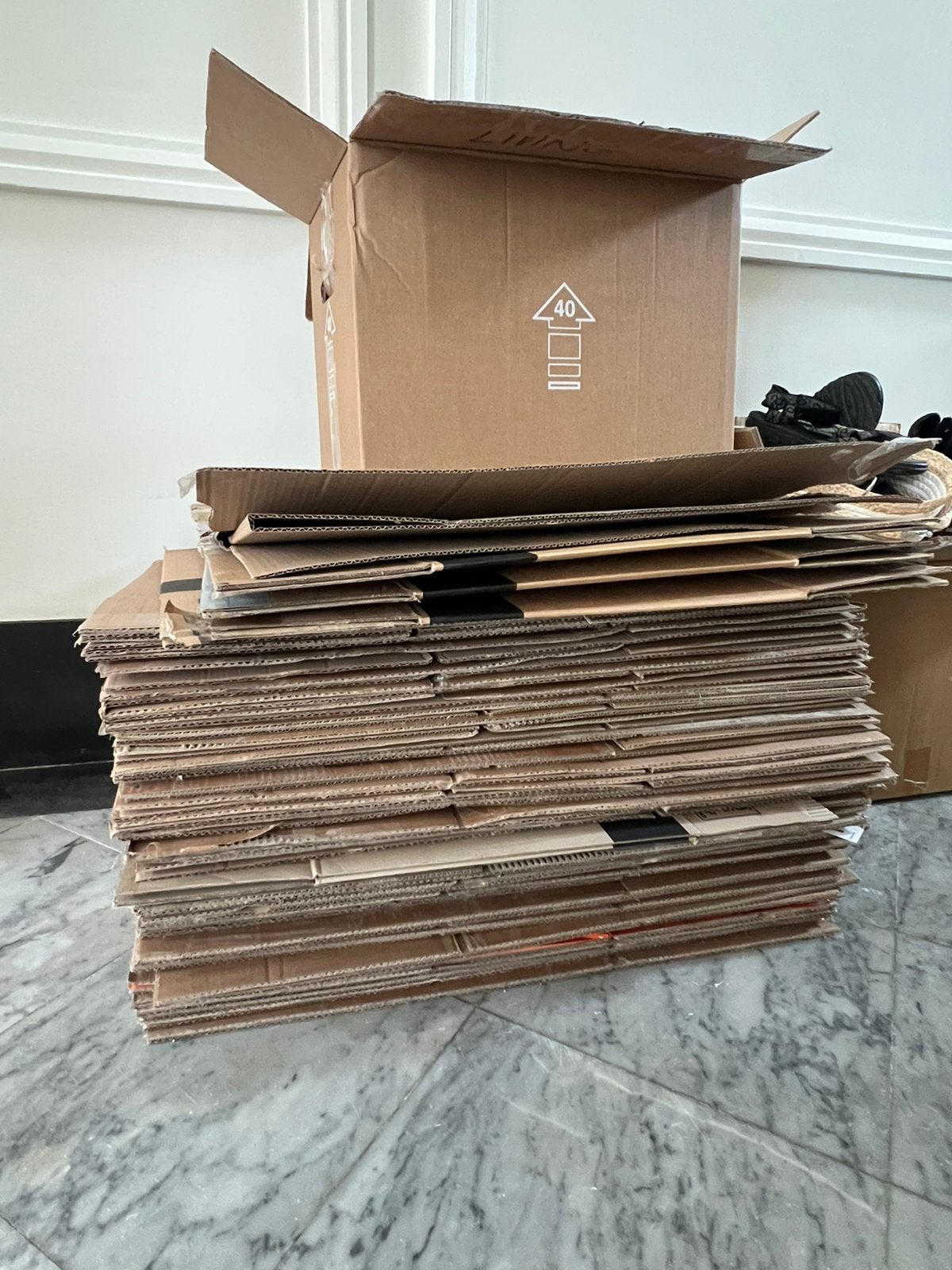 Verhuisdozen (normale en heavy duty) en bananendozen, Ophalen, Gebruikt, Doos