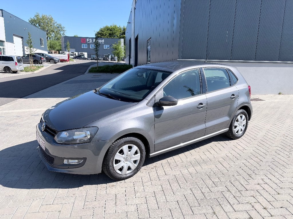 VW Polo 1.2 essence - 5 portes 2013, Achat, Boîte manuelle, Noir, 5 portes