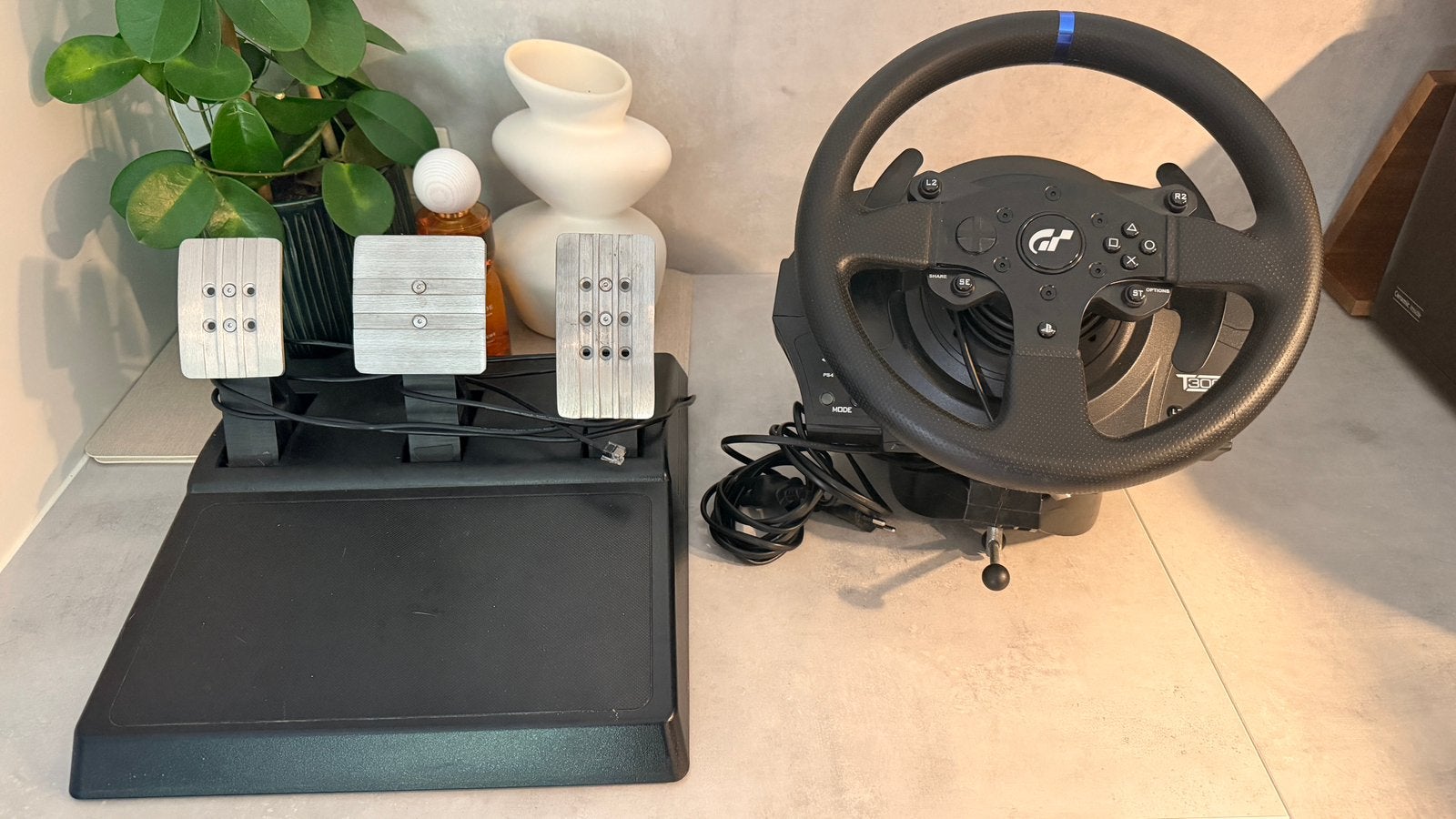 T300 RS thrustmaster, Enlèvement, Comme neuf