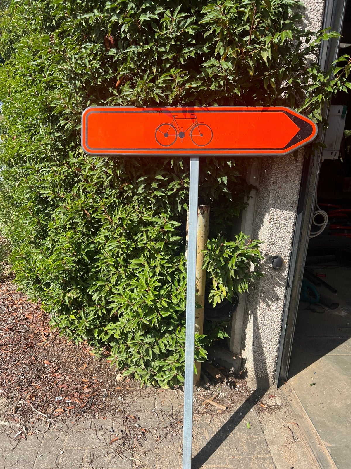 omleidingsbord fietsen, Ophalen, Zo goed als nieuw