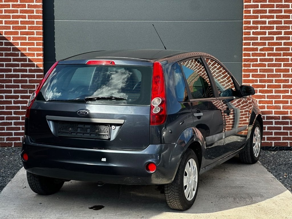 Ford Fiesta 1.4TDCI 2007, Auto's, Voorwielaandrijving, Stof, Elektrische ramen, 4 cilinders