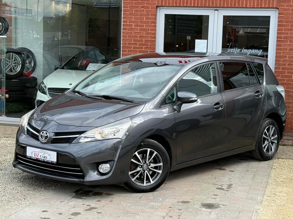 TOYOTA VERSO SKYVIEW 1.6D 112CV |NAVI | CAMÉRA | BLUETOOTH, 82 kW, Entretenue par le concessionnaire, Noir, 5 portes