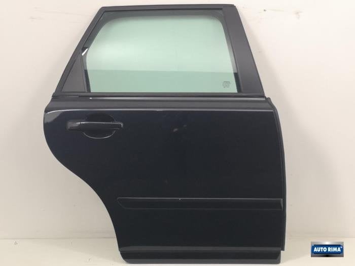 Portière 4portes arrière droite d'un Volvo V50 (452), -, 3 mois de garantie, Porte, -