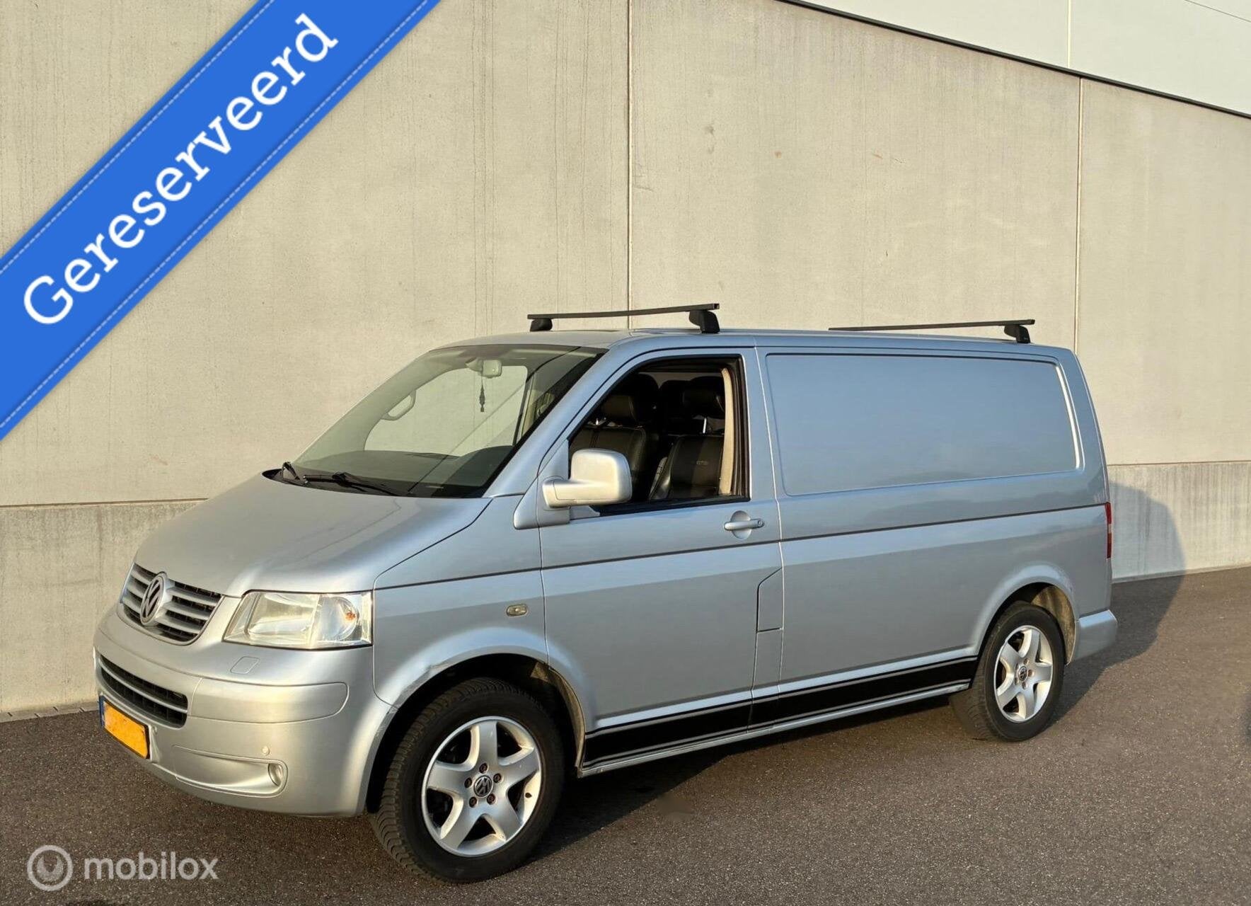 Volkswagen Transporter T5 2.5 TDI AIRCO € 2999,- +21% BTW, Auto's, 4 deurs, Zwart, Volkswagen, 2500 kg
