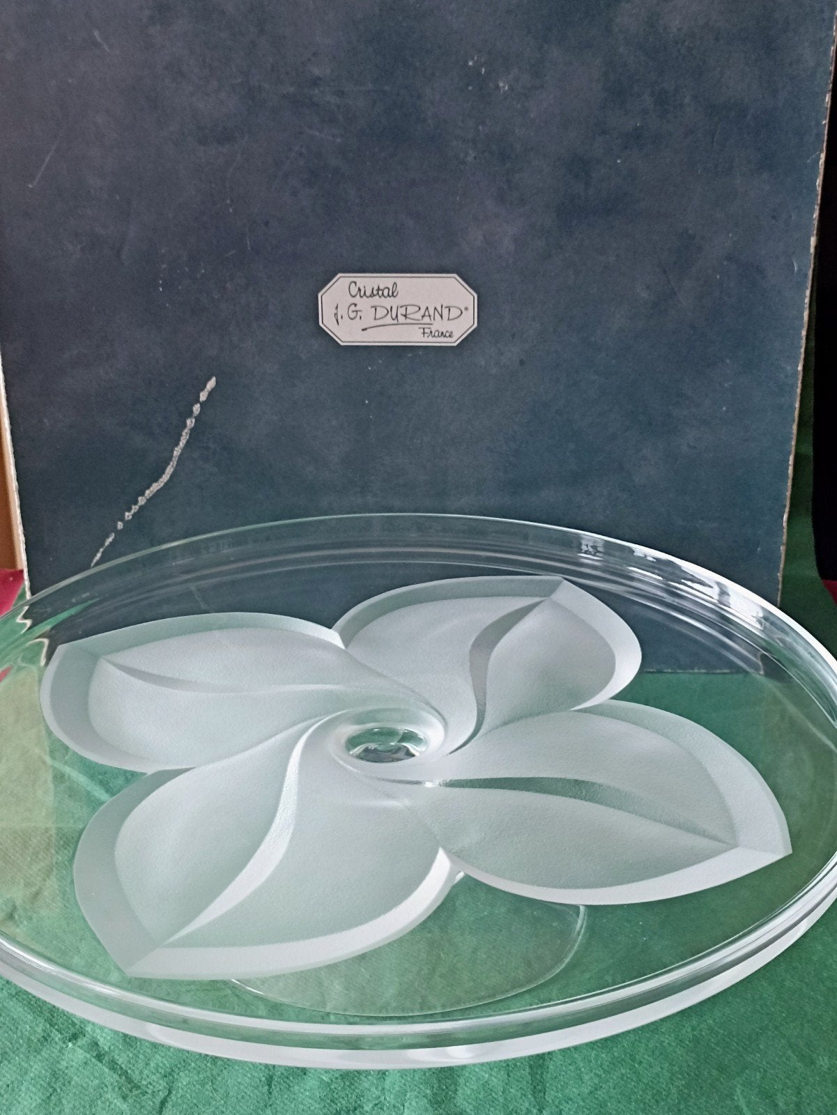 Plat de service ou a gâteau en cristal J.G durand, Ophalen