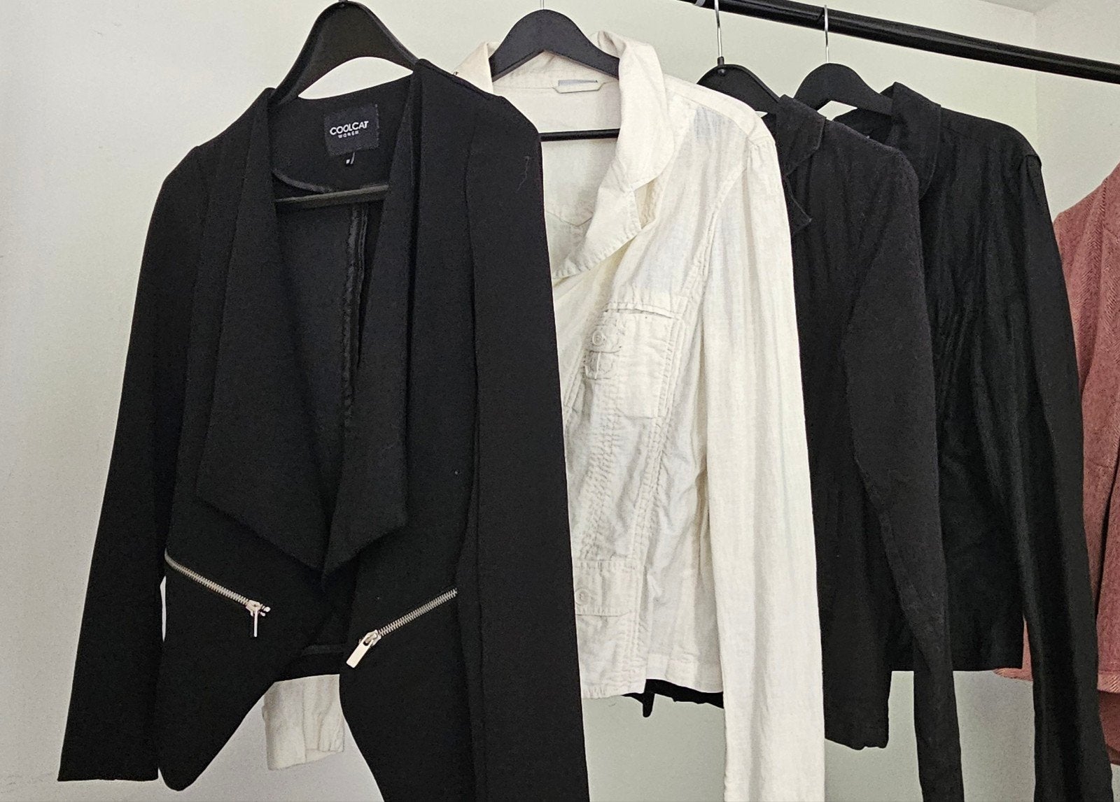4 blazers voor dames, Vêtements | Femmes, Packs de vêtements pour femmes, Enlèvement ou Envoi