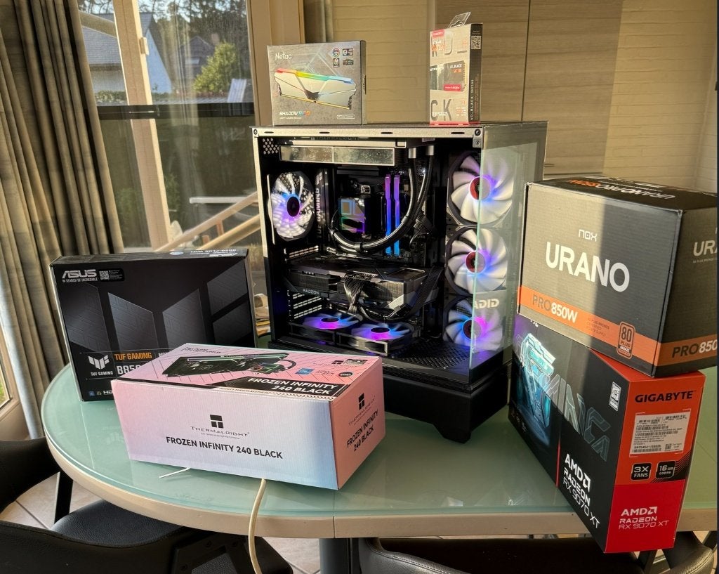 NIEUWE Ryzen 7 9850x3D, RX9070xt, ssd, 32Gb ram,850w voeding, Ophalen, 32 GB, Virtual Reality, Nieuw