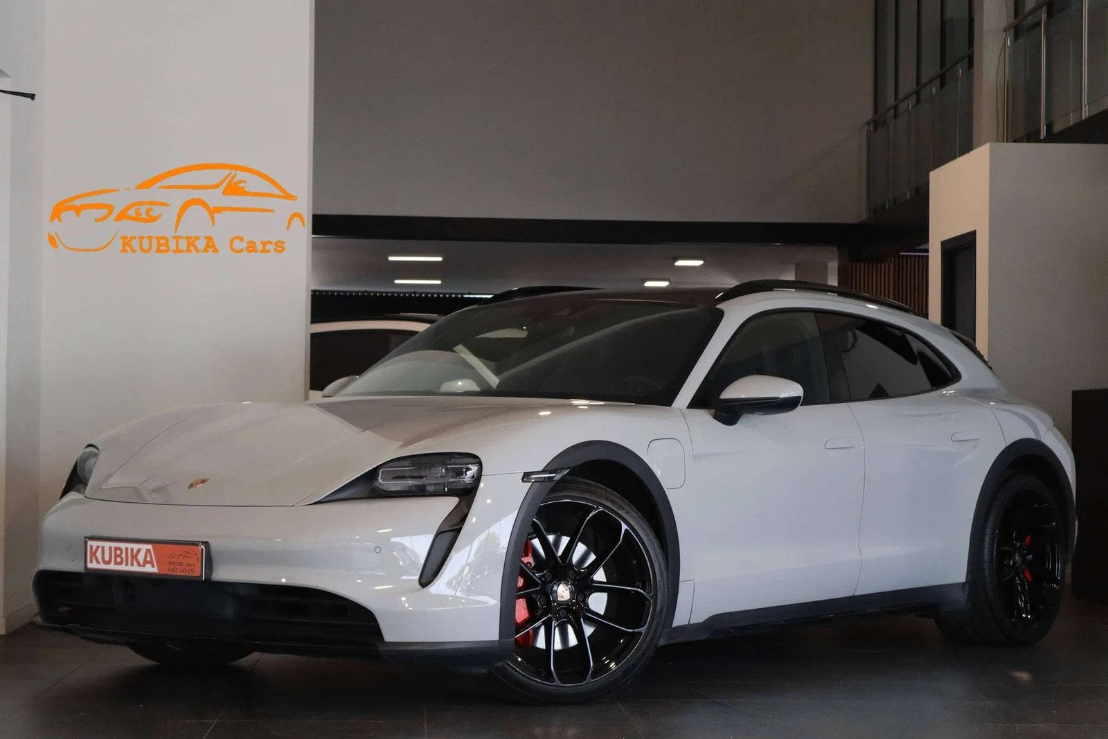 Porsche Taycan Taycan Cross 4 Turismo 93.4 kWh *BTW Pano Dod, Auto's, Porsche, Automaat, 4 zetels, Gebruikt, Zwart
