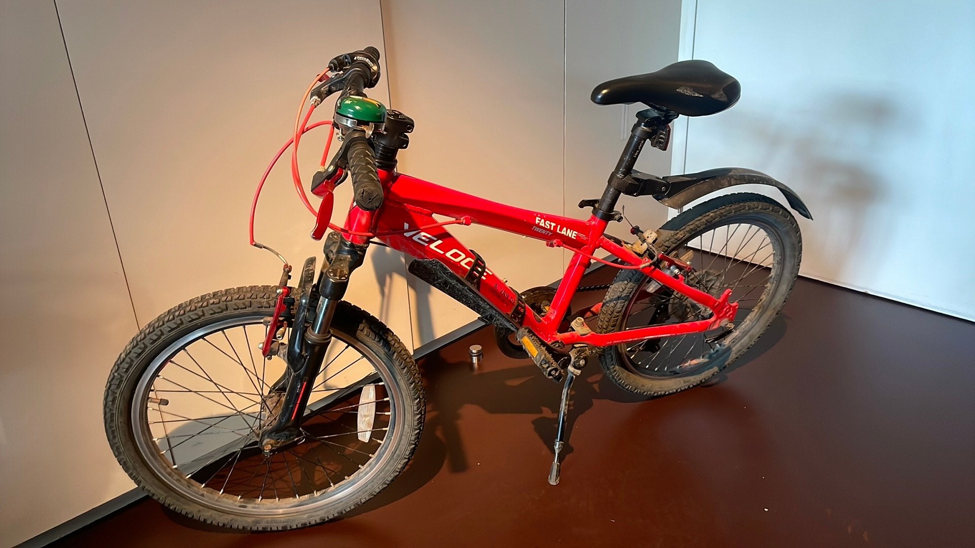 Mountainbike rood veloce 5-10 jaar, Fietsen en Brommers, Ophalen, Gebruikt, Schijfrem, 20 tot 24 inch