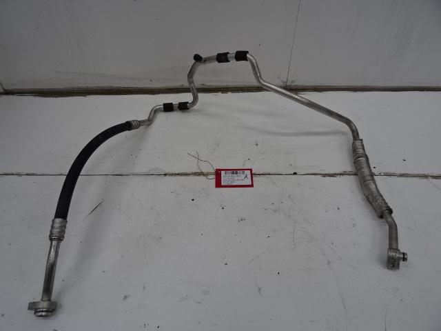 AIRCO LEIDING Volkswagen Touran (1T1 / T2) (01-2003/05-2010), Auto-onderdelen, Gebruikt, Volkswagen