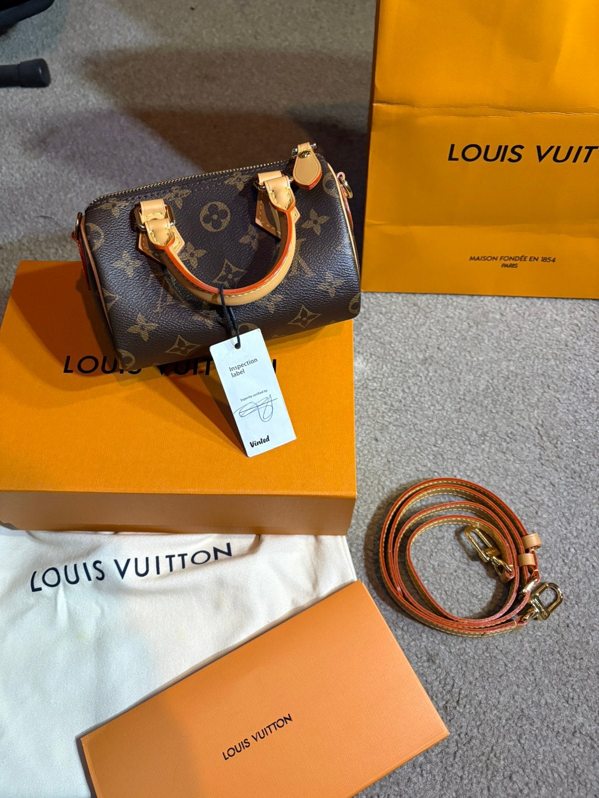 Sac a main louis vuitton speedy nano, Vêtements | Hommes, Enlèvement ou Envoi, Comme neuf