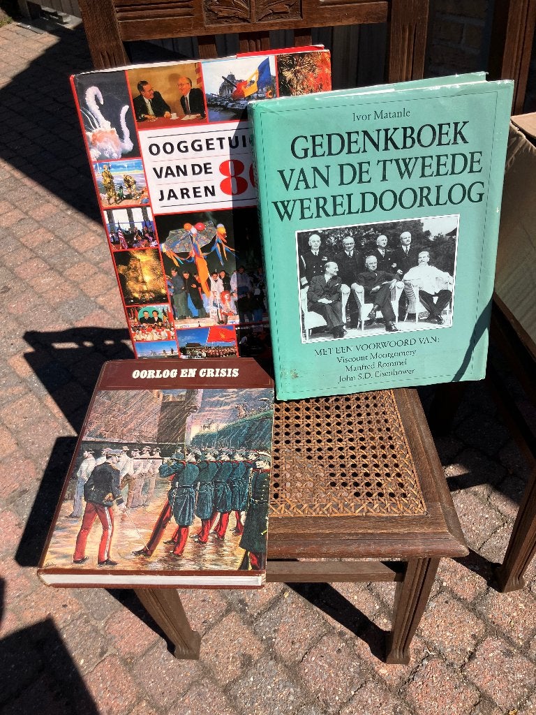 Boeken oorlog, Enlèvement