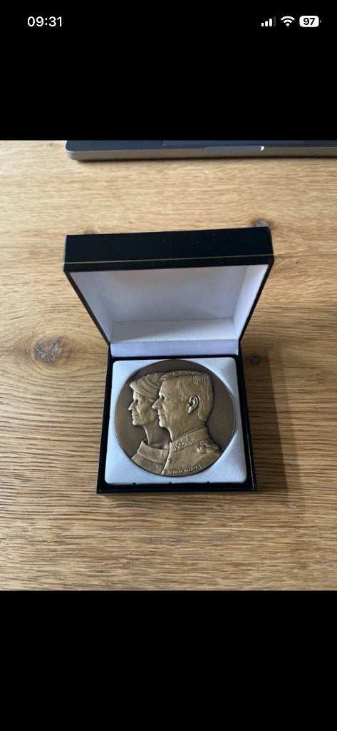 bronzen medaille van Koning Filip en Koningin Mathilde, Ophalen of Verzenden, Nieuw, Overige typen