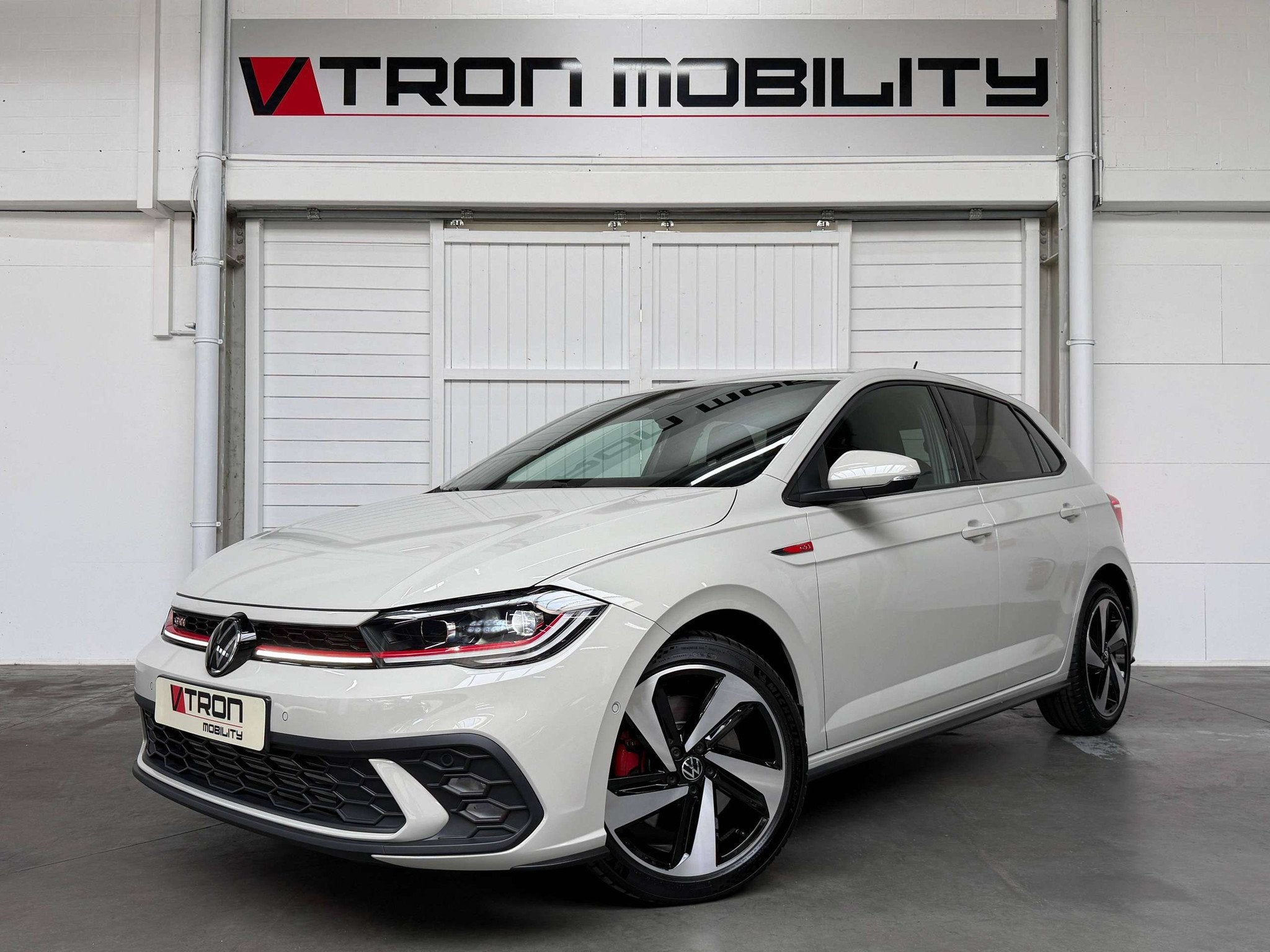 Volkswagen Polo GTI 2.0 TSI DSG LED*NAVI*DAB*CARPLAY*PDC*ACC, Autos : Divers, Argent ou Gris, Volkswagen, Berline, Automatique