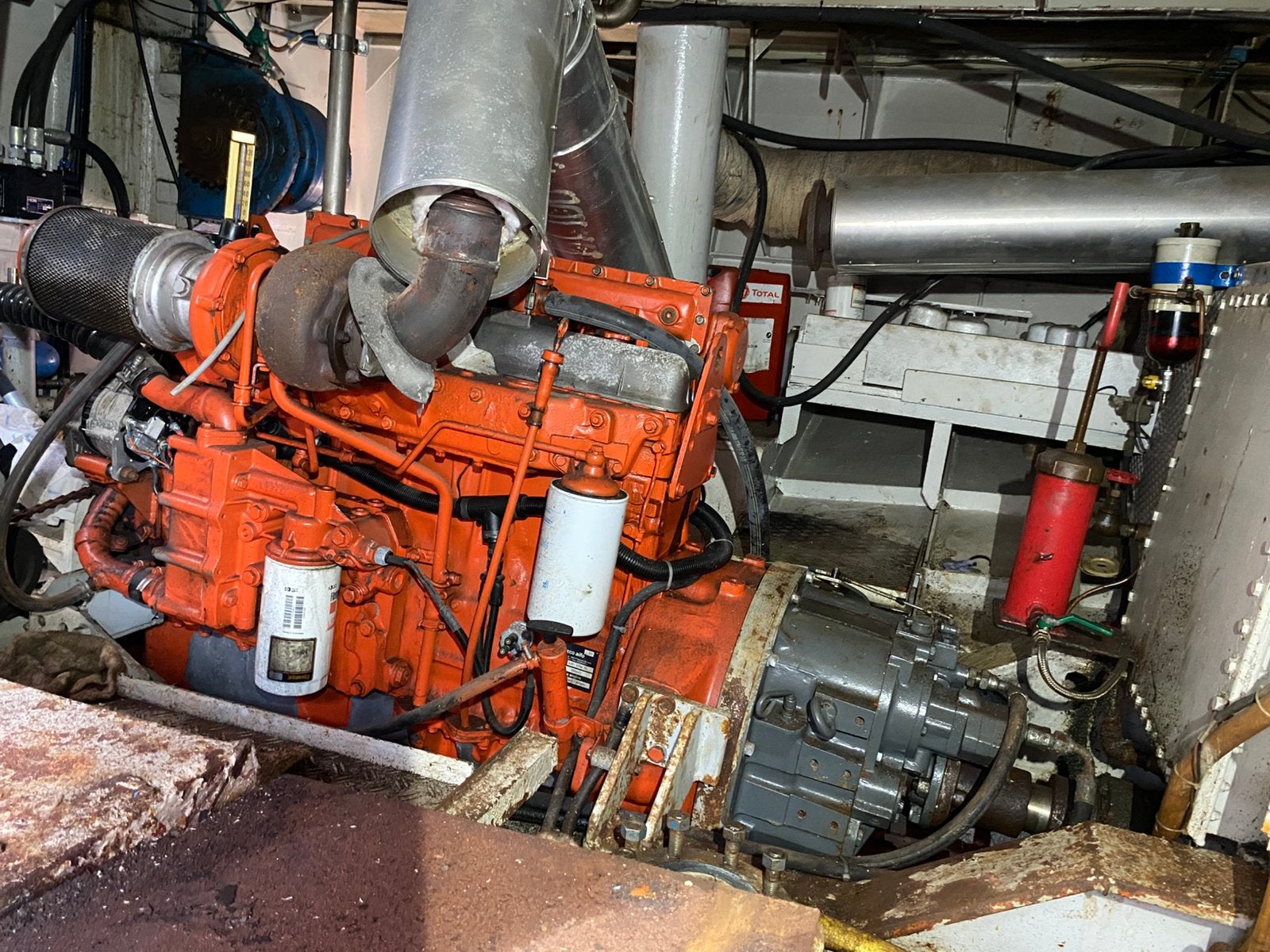Iveco 8361 SRM 32, Ophalen, Gebruikt, Binnenboordmotor, 30 pk of meer