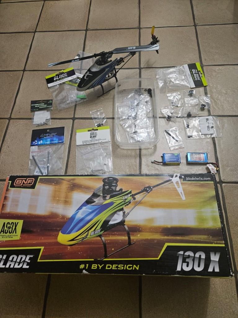 blade 130x + Beaucoup de Pièces., Enlèvement, Électro, Hélicoptère