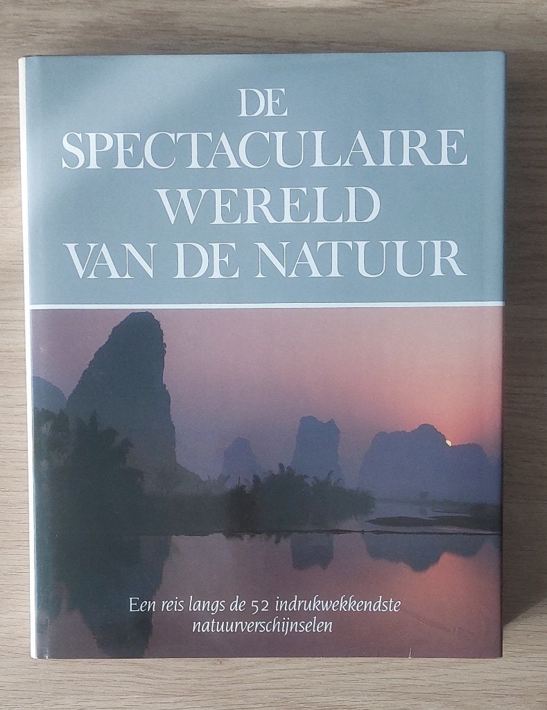 De spectaculaire wereld van de natuur, Boeken, Rupert O. Matthews, Ophalen of Verzenden, Zo goed als nieuw, Natuur algemeen