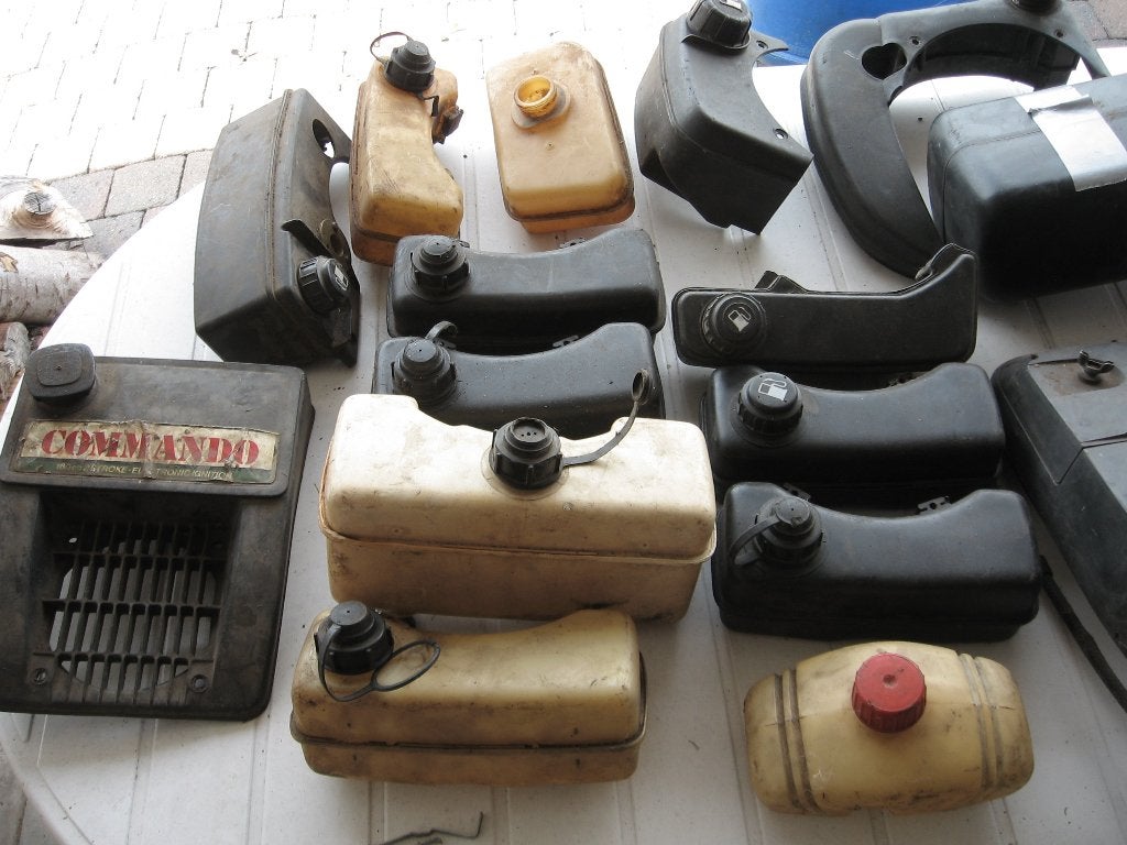 Tondeuse lot de réservoir HONDA , KAWASAKI , TECUMSEH, Honda, Tondeuse rotative, Tondeuses à gazon à essence, Utilisé
