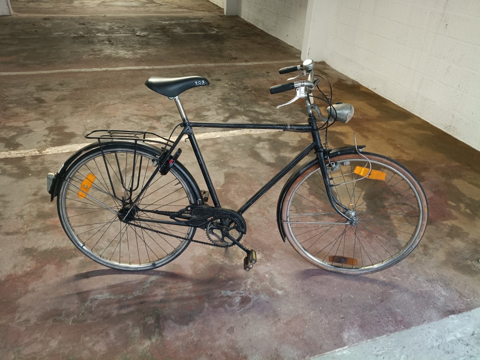 Zwarte herenfiets 28 inch met Sturmey-Archer 3 versnellin, Fietsen en Brommers, Ophalen, Velgrem, Jaren '50