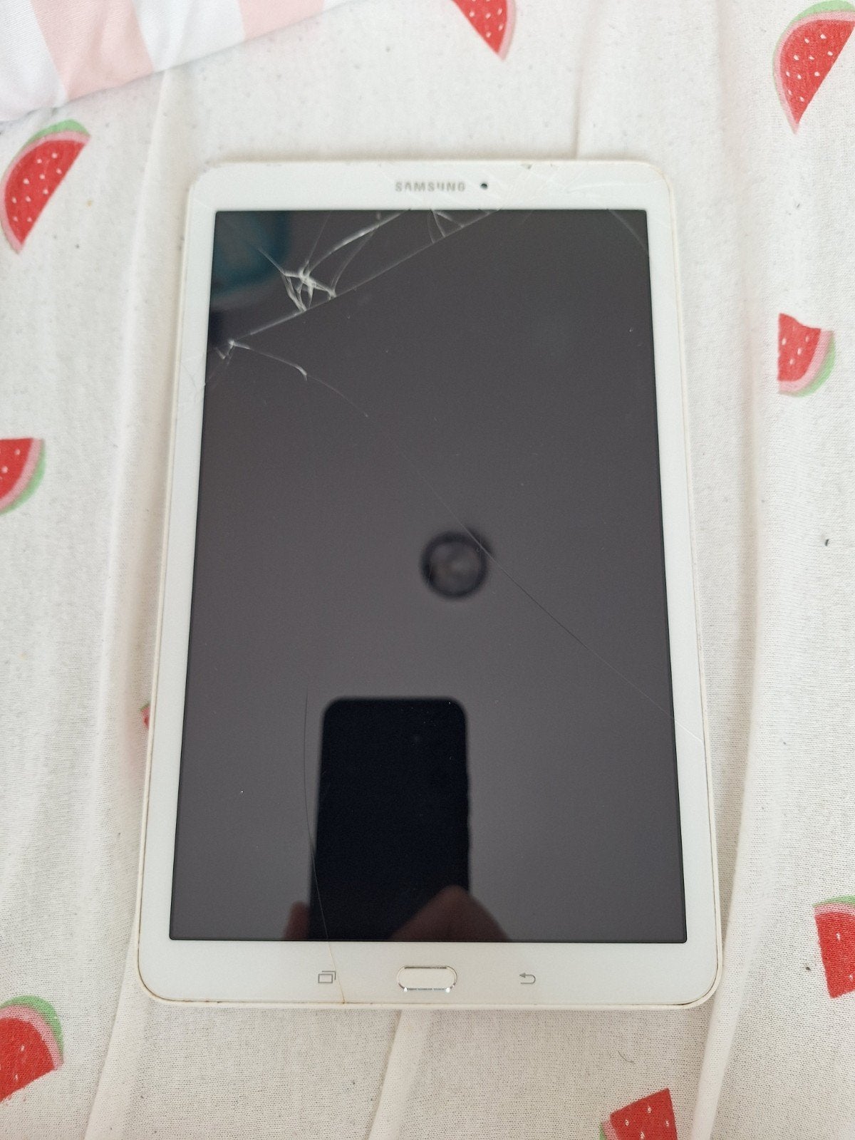 Tablette Samsung — ne fonctionne plus — le premier enchériss, Informatique & Logiciels, Android Tablettes, Enlèvement, Ne fonctionne pas