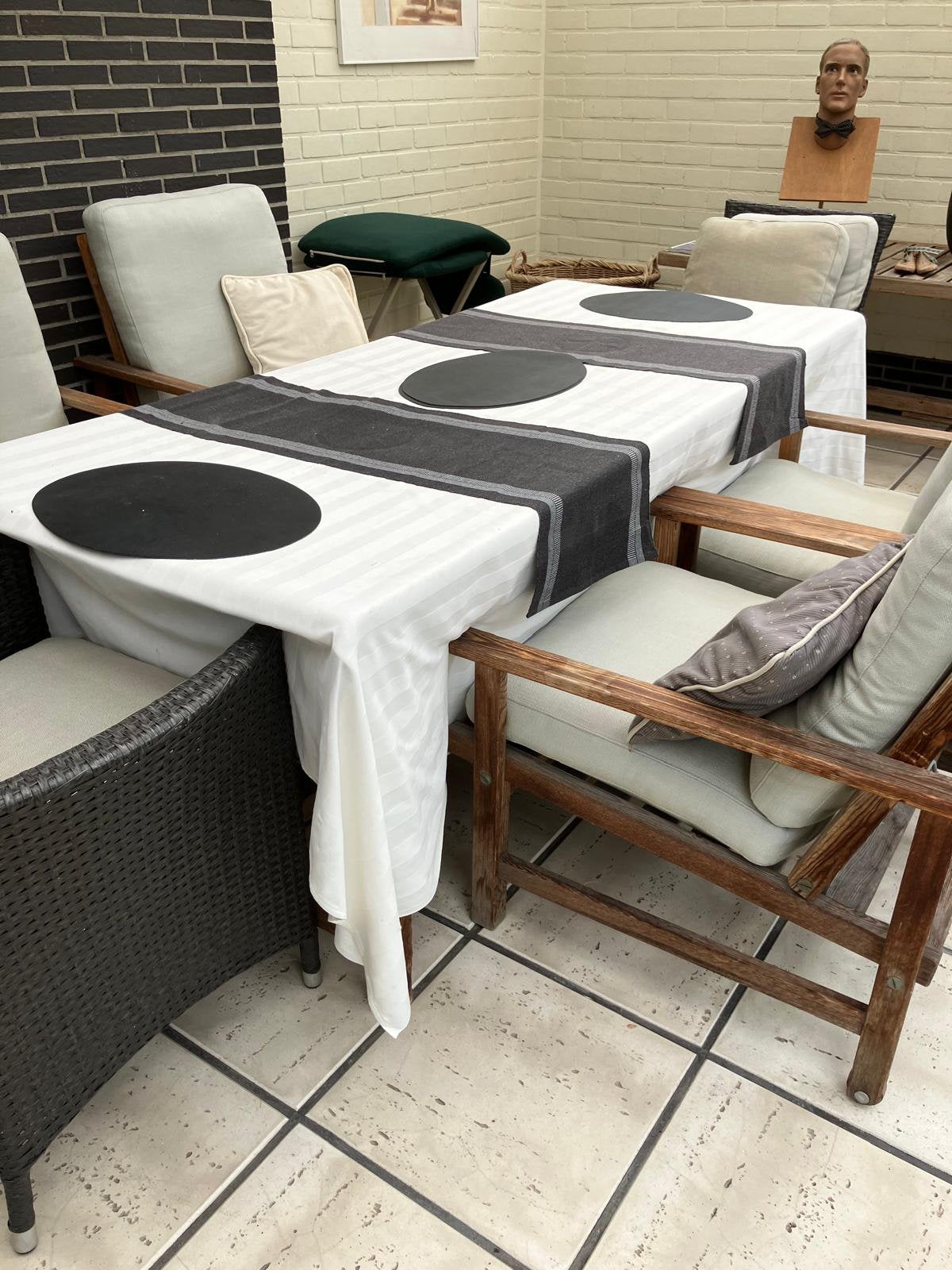 Mooie lounge tafel en 4 stoeltjes, Ophalen, Zo goed als nieuw, Loungeset