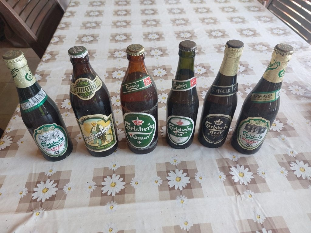 Assortiment flesjes Carlsberg / Tuborg gevuld, Verzamelen, Ophalen of Verzenden, Zo goed als nieuw, Flesje(s), Overige merken