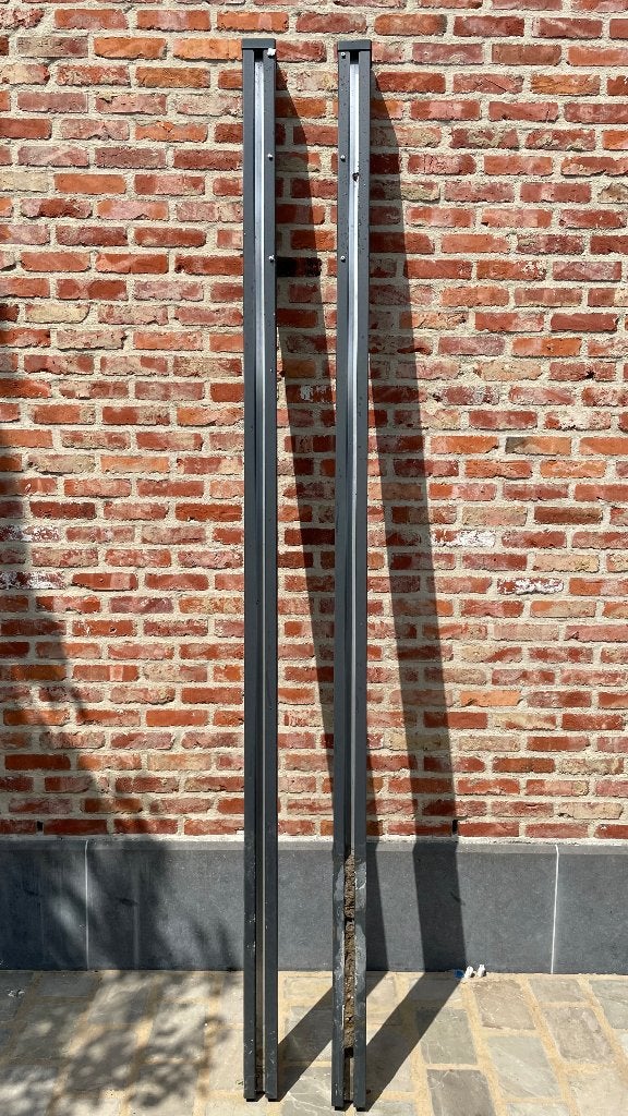 2 Giardino Firenze aluminium palen zwart 240x7.5x7.5cm, Tuin en Terras, Ophalen, Gebruikt, 180 tot 250 cm, Palen