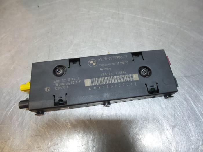 Antenne Versterker van een BMW 1-Serie (1-Serie 03-), Gebruikt, -, -, Ophalen of Verzenden