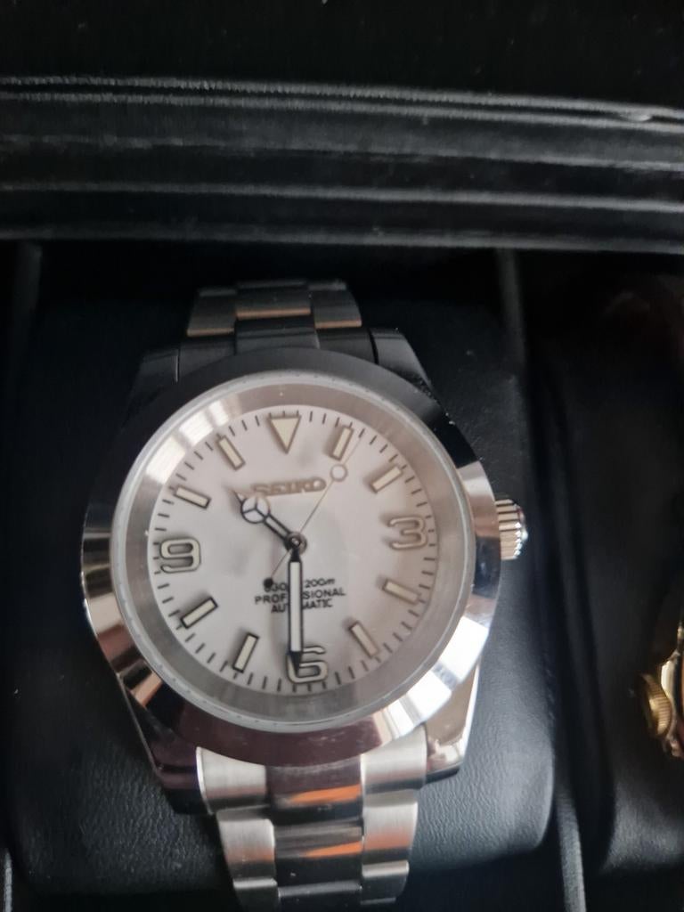 Seiko explorer mod, Enlèvement, Rolex