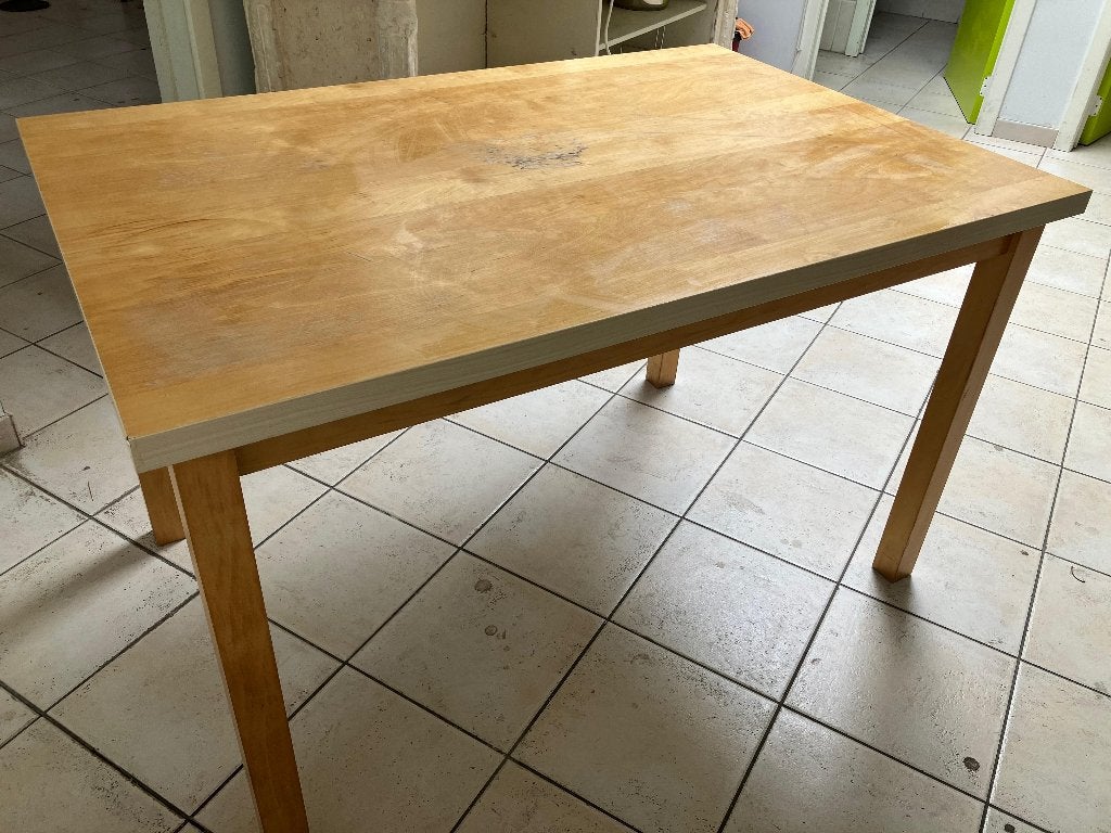 Dining table GRATIS, Huis en Inrichting, Ophalen, Gebruikt, 4 tot 6 stoelen
