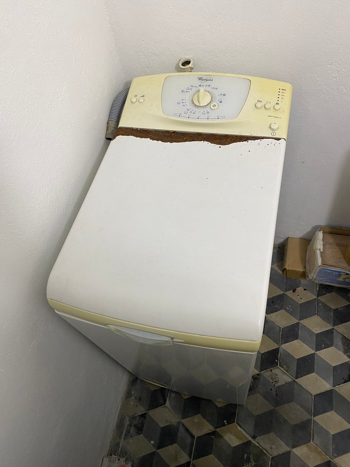 Machine à laver Whirlpool AWT 6124/1 — à donner, Enlèvement, Utilisé