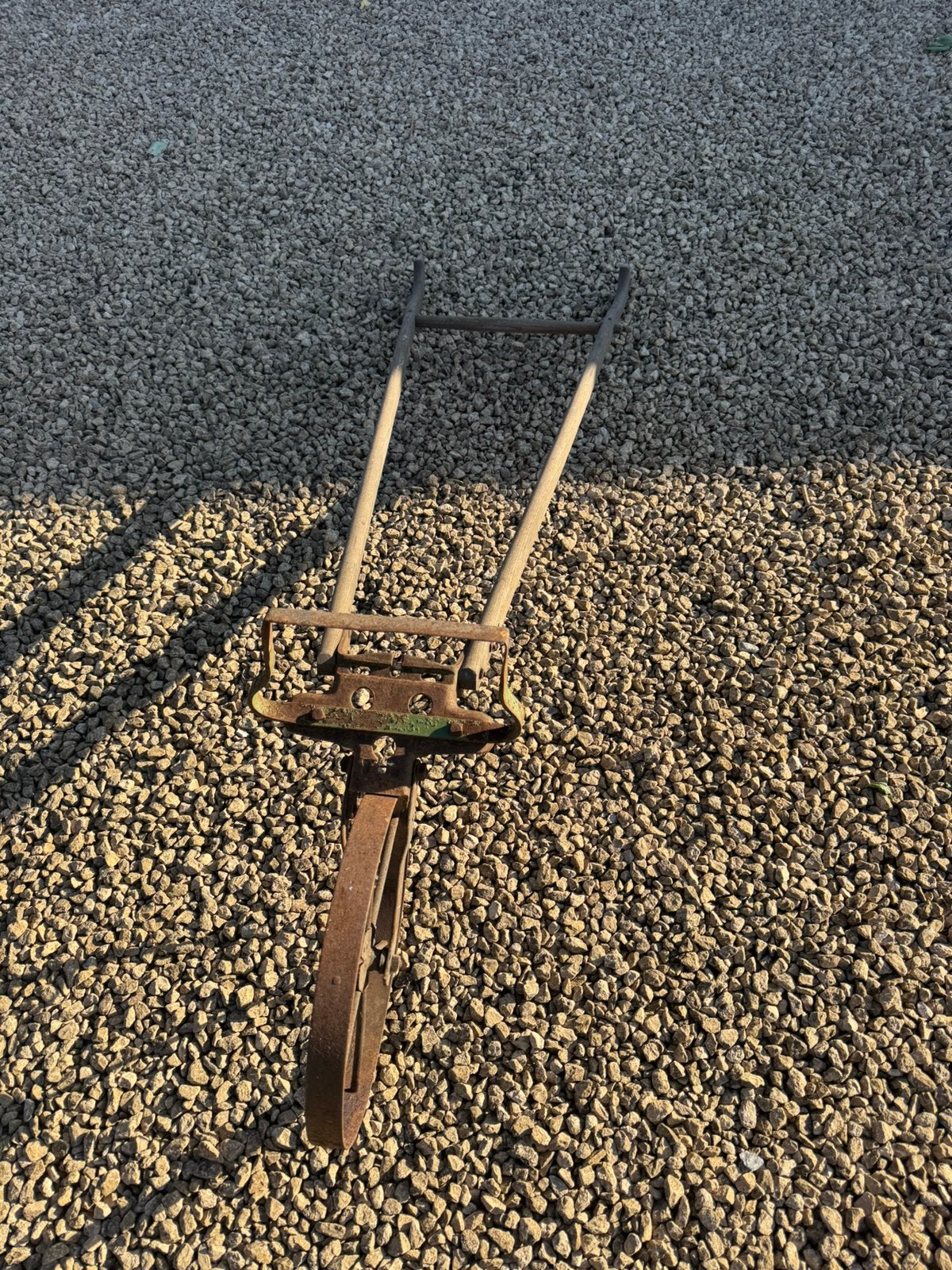 Ancien outil à racler / herse ou râteau tracté vintage, Enlèvement, Utilisé