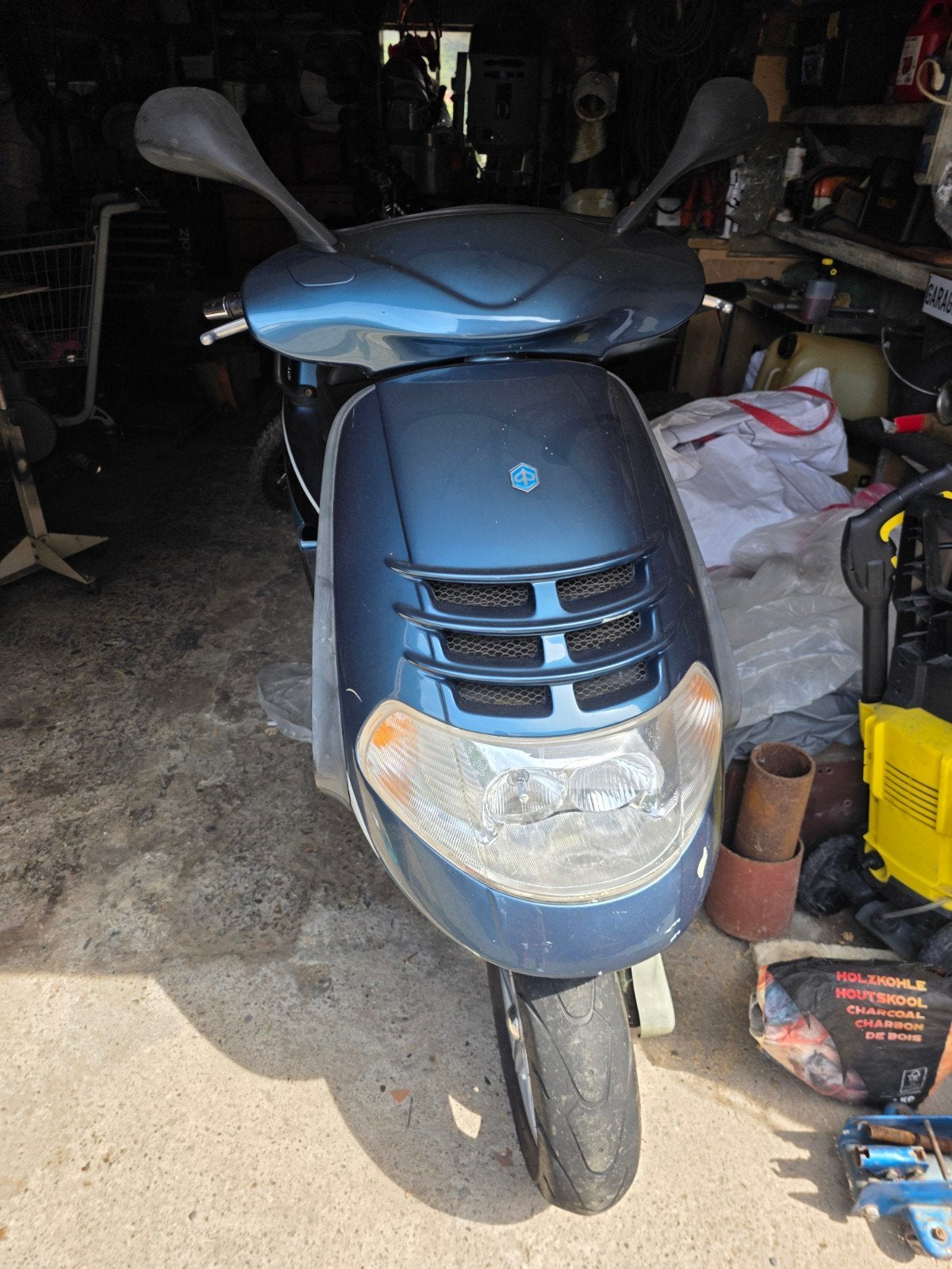 Piaggio Hexagon LX, Fietsen en Brommers, Ophalen