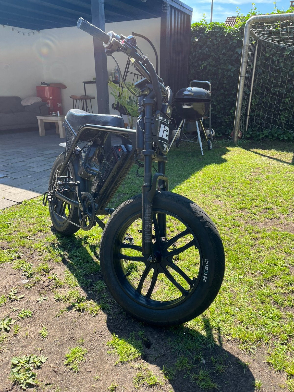 Ouxi v8 fatbike custom, Fietsen en Brommers, Ophalen, Zo goed als nieuw