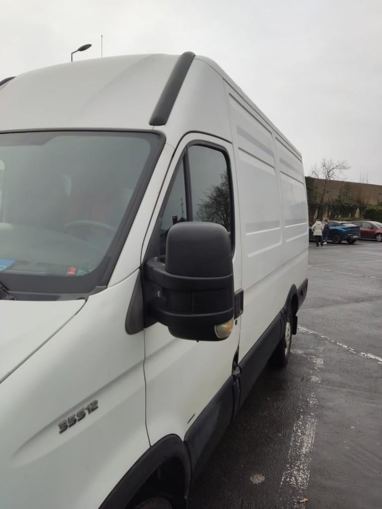 Iveco 2010, Autos, Autos Autre, Particulier, Alarme, Verrouillage central, Vitres électriques, Diesel, Euro 5, Autre carrosserie