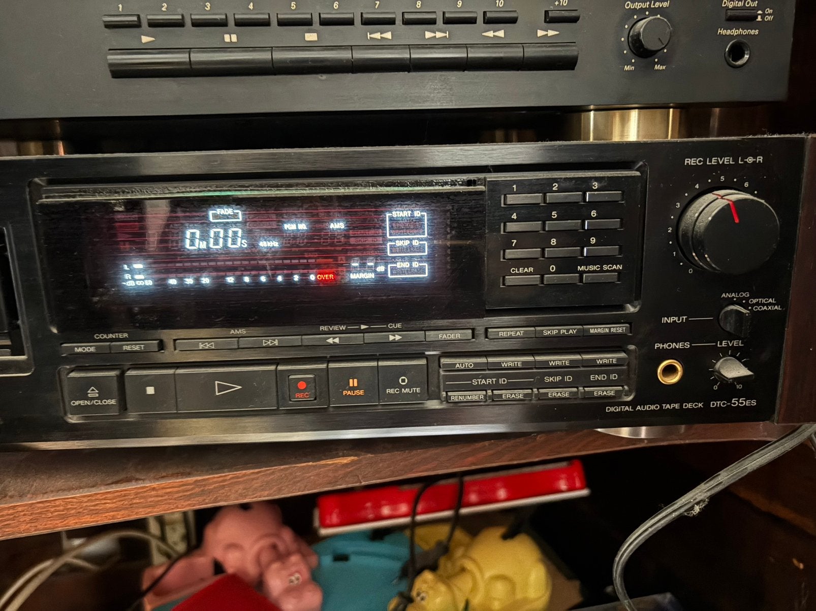 Lecteur / Enregistreur DAT Sony DTC-55ES + télécommande, Enlèvement