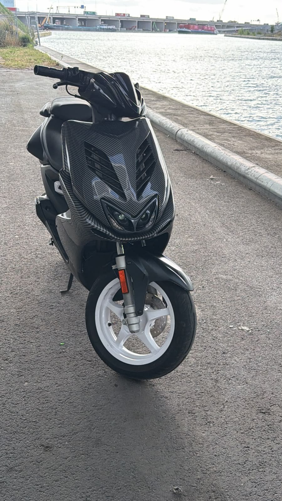 Yamaha aerox, Fietsen en Brommers, Ophalen, Aerox