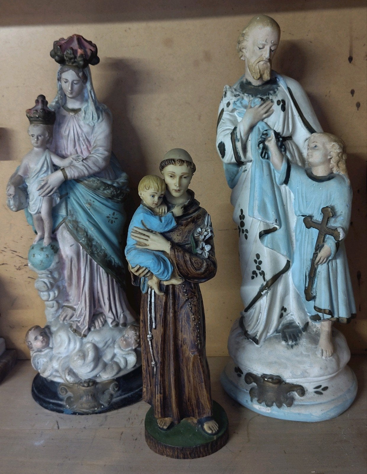 3 religieuze beelden, Ophalen