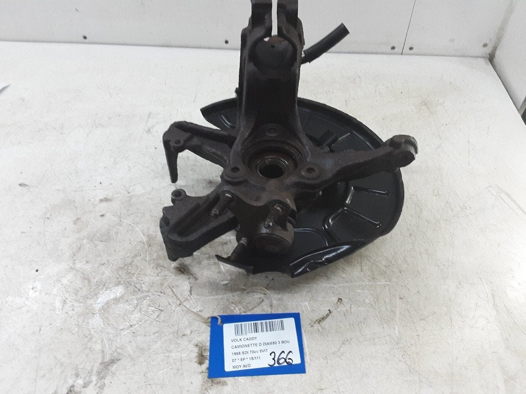 MOYEU DE ROUE AVANT DROIT Caddy III (2KA,2KH,2CA,2CH), Utilisé, Volkswagen