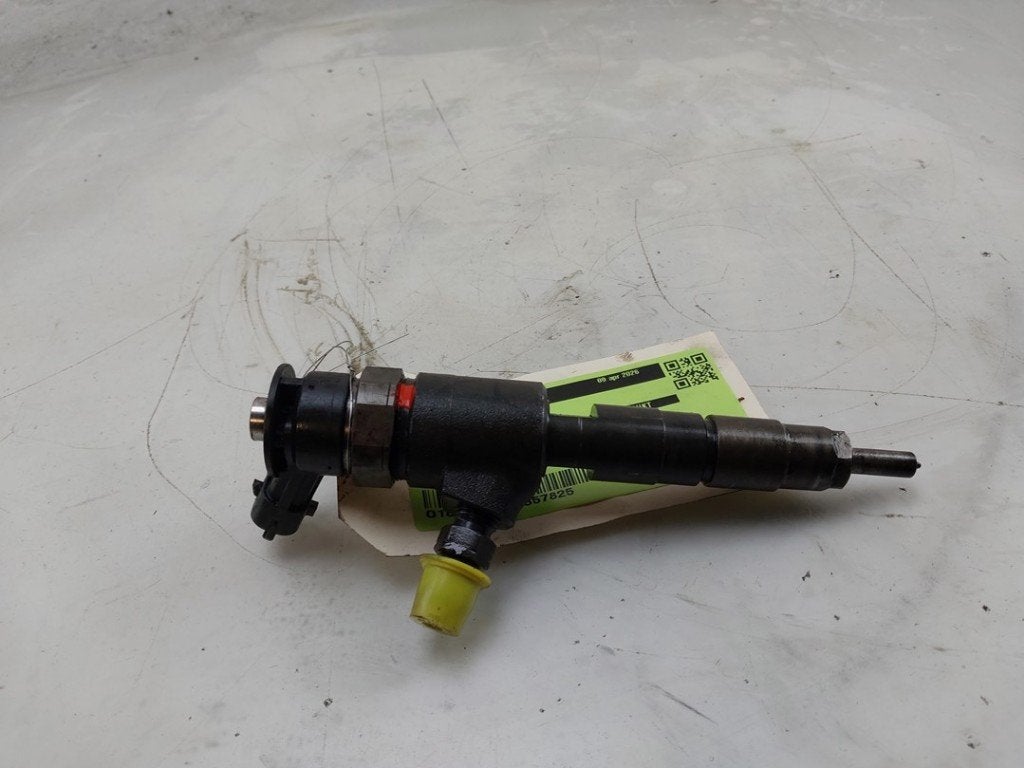 INJECTEUR FAP Peugeot 308 SW (L4 / L9 / LC / LJ / LR), Robert Bosch AG, Utilisé, Robert-Bosch-Allee 1
74232  Abstatt, DE, Engineering@bosch.com