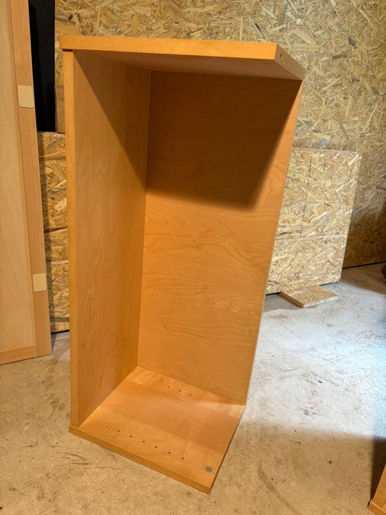 Gratis 2 uitbreidingen IKEA BILLY kast, Huis en Inrichting, Kasten | Boekenkasten, Ophalen, Gebruikt