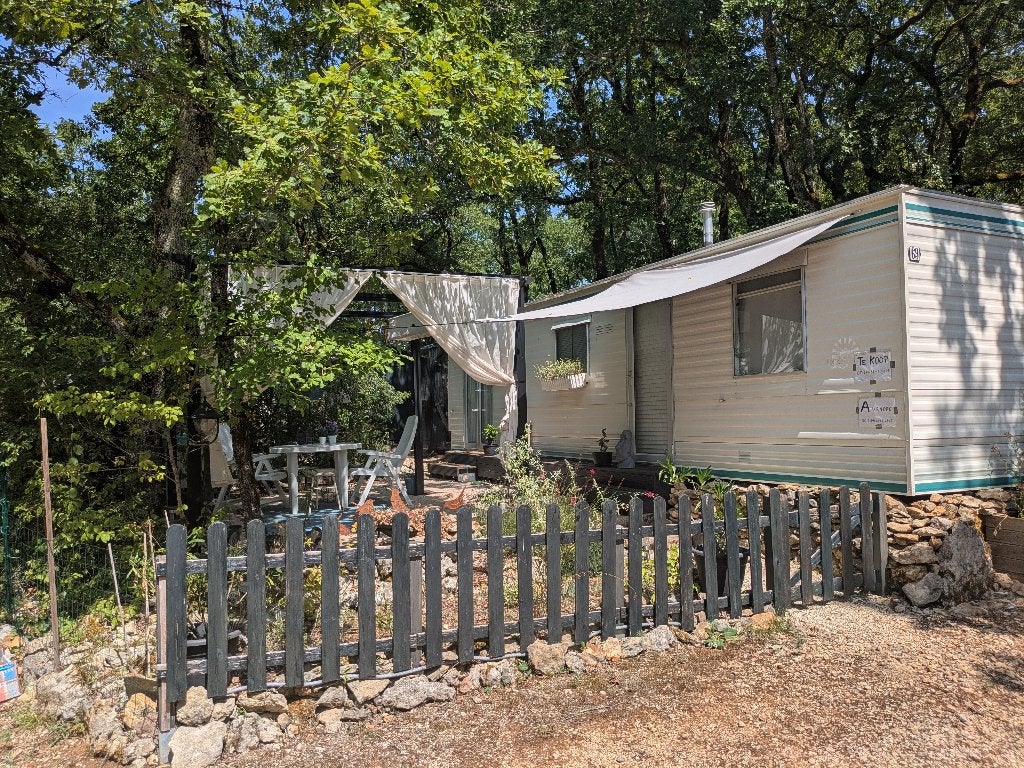Mobil-home prêt à emménager en Dordogne, Jusqu'à 4