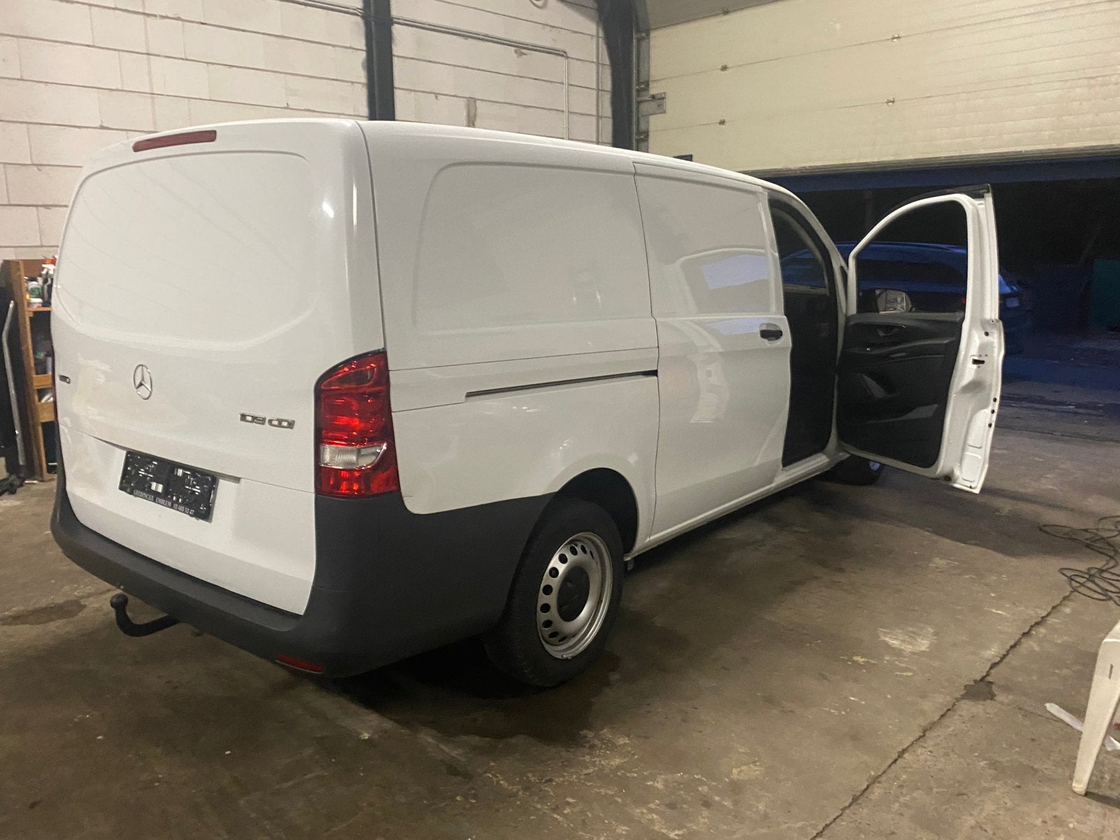 Mercedes Vito L2 Euro 6B 2018, Achat, Entreprise, Boîte manuelle, Noir