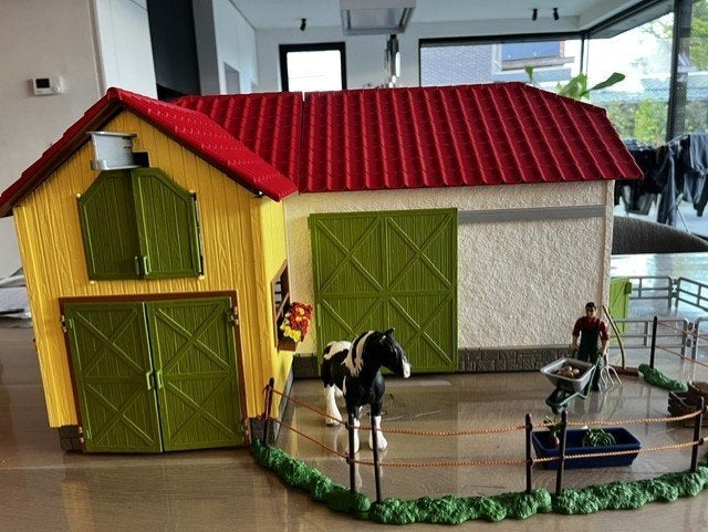 Ferme Schleich avec animaux et accessoires., Enlèvement, Utilisé